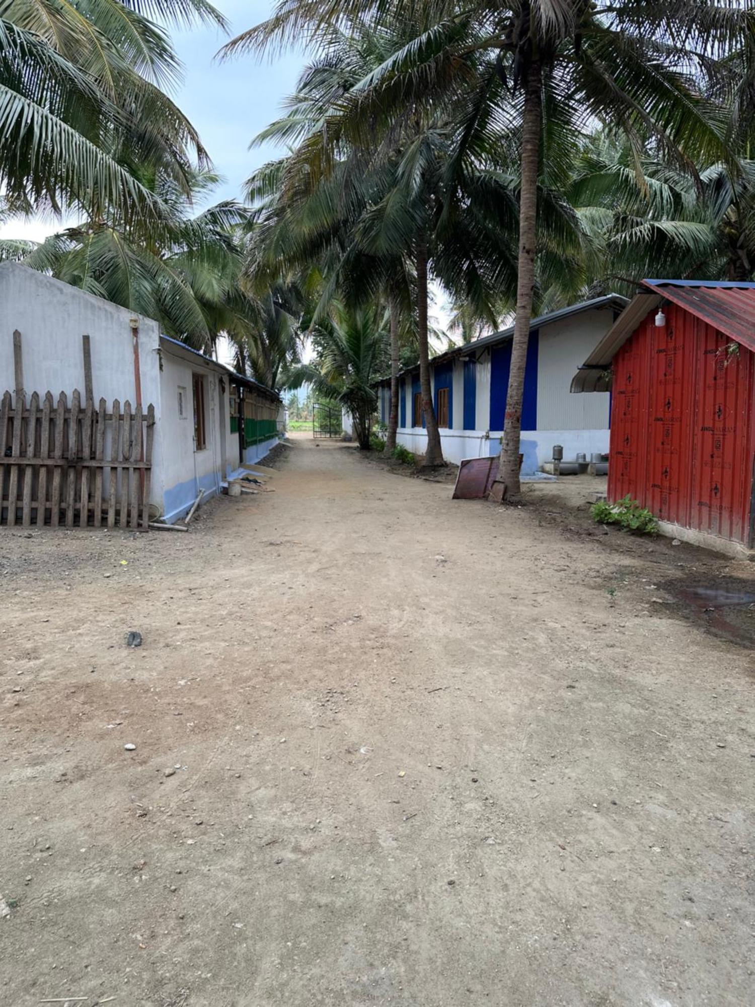 Sakthi Garden Home Stay Erode Bagian luar foto