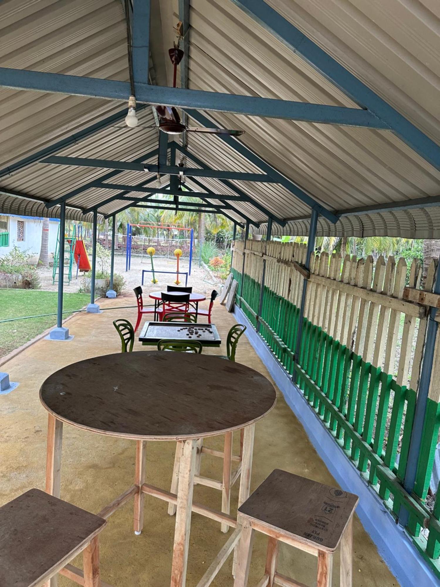 Sakthi Garden Home Stay Erode Bagian luar foto
