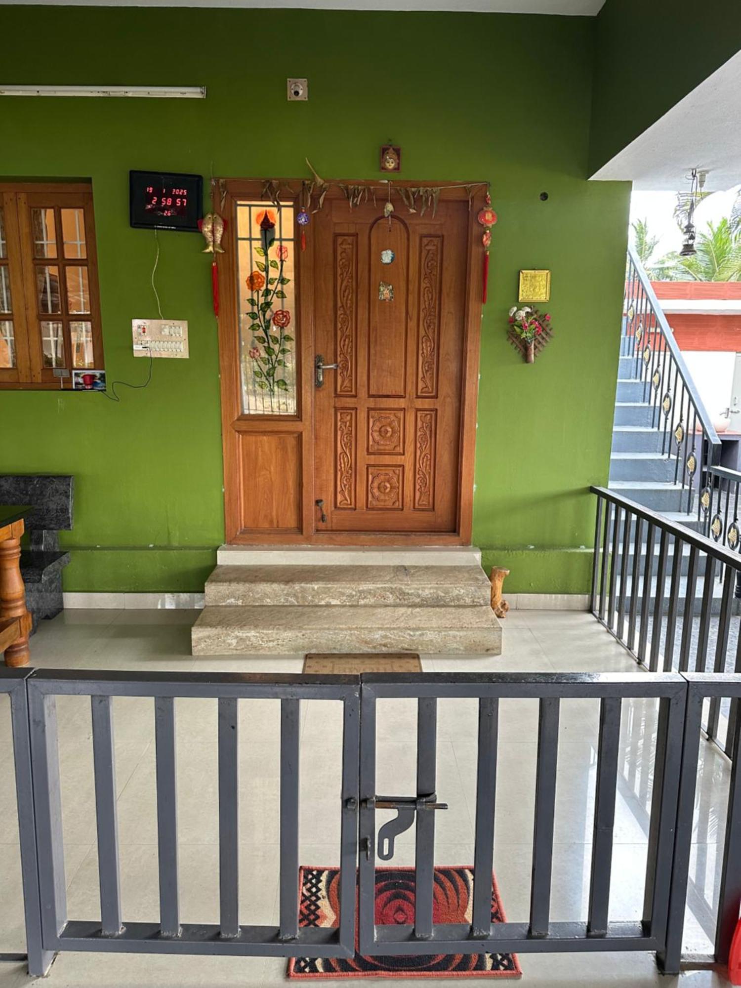 Sakthi Garden Home Stay Erode Bagian luar foto