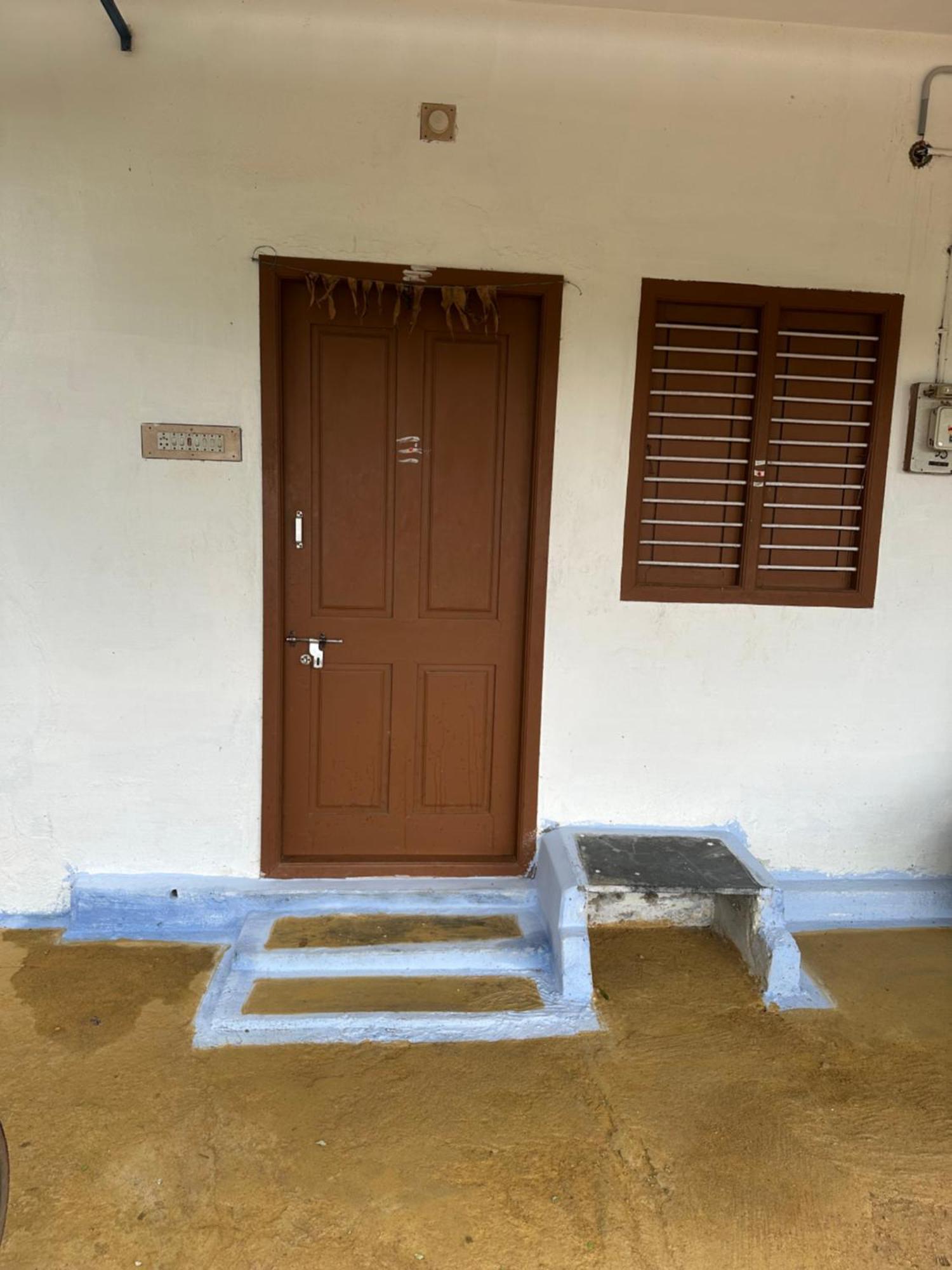 Sakthi Garden Home Stay Erode Bagian luar foto